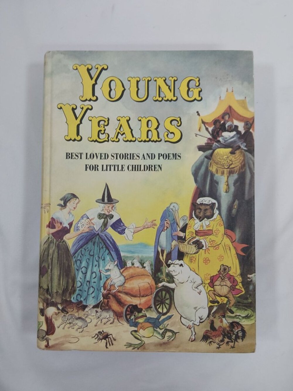 VINTAGE Young Years: Best Loved Stories and Poems for Little Children